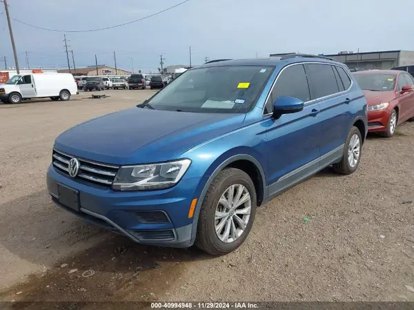 3VV3B7AX1JM176938 2018 VOLKSWAGEN TIGUAN - Image 2