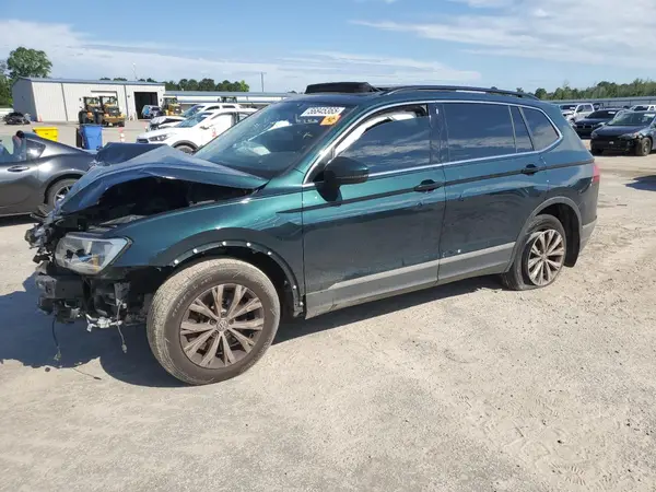 3VV3B7AX1JM181802 2018 VOLKSWAGEN TIGUAN - Image 1