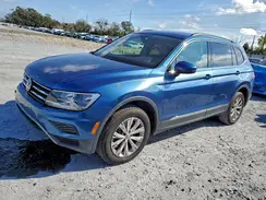 3VV3B7AX1JM183100 2018 VOLKSWAGEN TIGUAN
