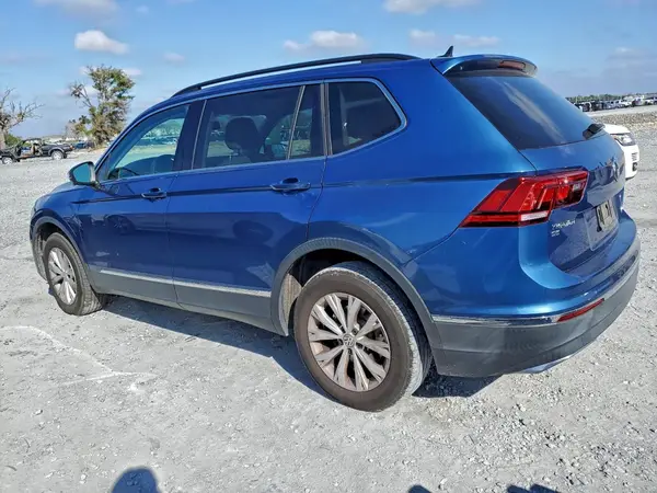 3VV3B7AX1JM183100 2018 VOLKSWAGEN TIGUAN - Image 2