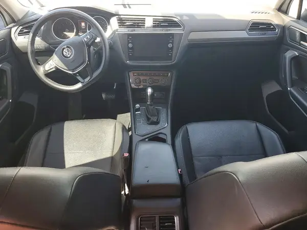3VV3B7AX1JM183372 2018 VOLKSWAGEN TIGUAN - Image 8