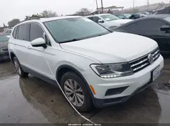 3VV3B7AX1JM184912 2018 VOLKSWAGEN TIGUAN