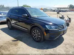 3VV3B7AX1JM197840 2018 VOLKSWAGEN TIGUAN