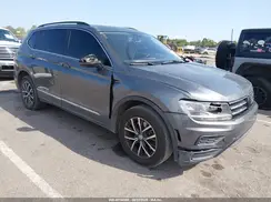 3VV3B7AX1JM209565 2018 VOLKSWAGEN TIGUAN