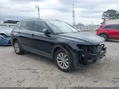 3VV3B7AX1KM034994 2019 VOLKSWAGEN TIGUAN