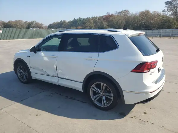 3VV3B7AX1KM060348 2019 VOLKSWAGEN TIGUAN - Image 2