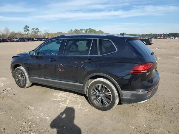 3VV3B7AX1KM076758 2019 VOLKSWAGEN TIGUAN - Image 2