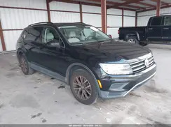3VV3B7AX1KM106731 2019 VOLKSWAGEN TIGUAN