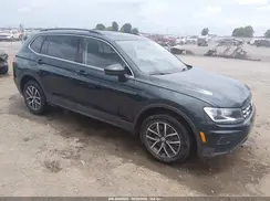 3VV3B7AX1KM126901 2019 VOLKSWAGEN TIGUAN