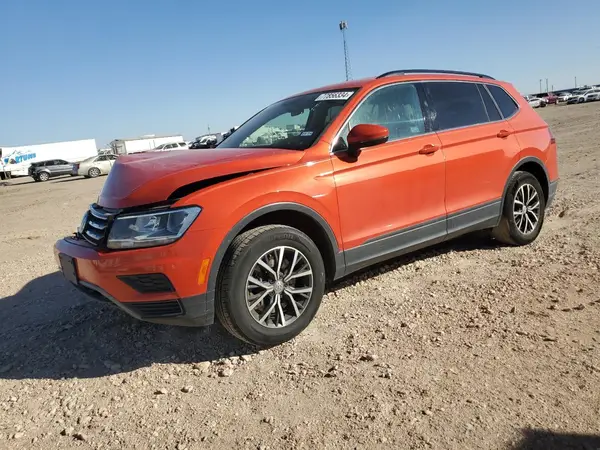 3VV3B7AX1KM131371 2019 VOLKSWAGEN TIGUAN - Image 1