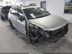3VV3B7AX1KM143777 2019 VOLKSWAGEN TIGUAN