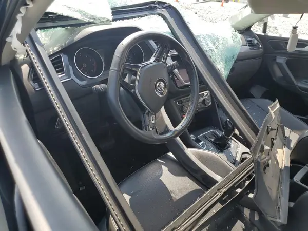 3VV3B7AX1KM145478 2019 VOLKSWAGEN TIGUAN - Image 8