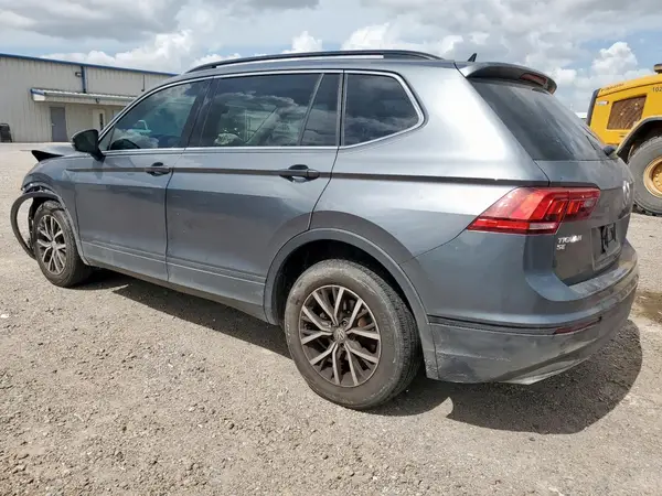 3VV3B7AX1KM195958 2019 VOLKSWAGEN TIGUAN - Image 2