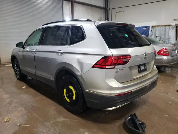 3VV3B7AX1LM002984 2020 VOLKSWAGEN TIGUAN - Image 2