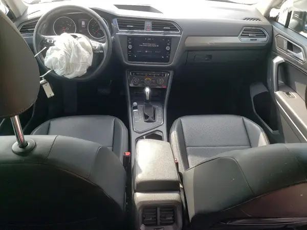 3VV3B7AX1LM006839 2020 VOLKSWAGEN TIGUAN - Image 8