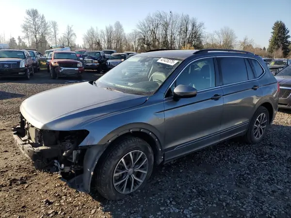 3VV3B7AX1LM044782 2020 VOLKSWAGEN TIGUAN - Image 1