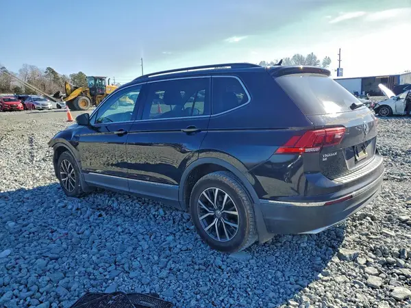 3VV3B7AX1LM045396 2020 VOLKSWAGEN TIGUAN - Image 2
