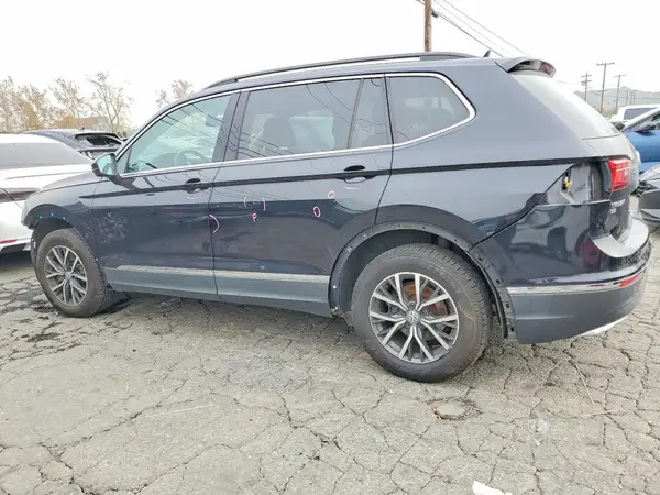 3VV3B7AX1LM071822 2020 VOLKSWAGEN TIGUAN - Image 2