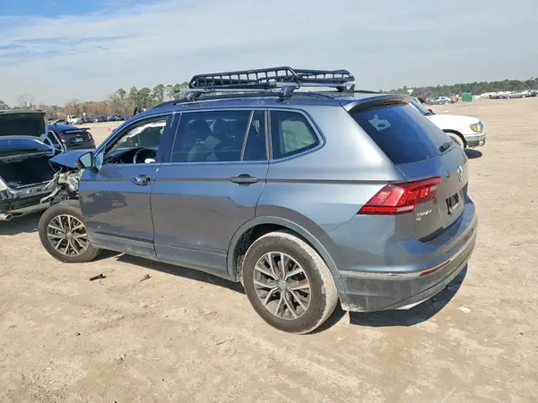 3VV3B7AX1LM073487 2020 VOLKSWAGEN TIGUAN - Image 2