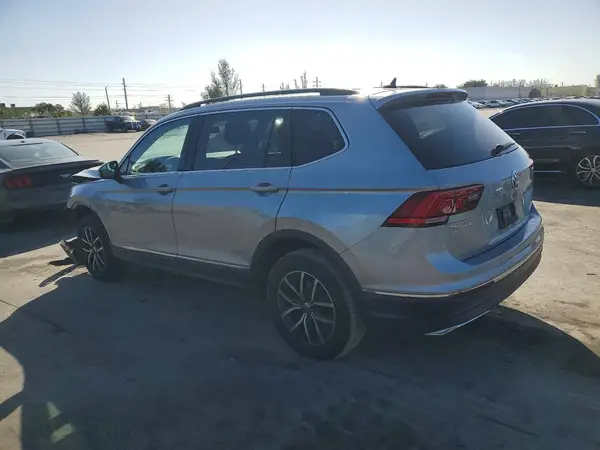 3VV3B7AX1LM089236 2020 VOLKSWAGEN TIGUAN - Image 2