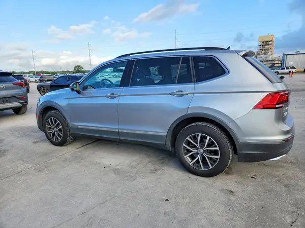 3VV3B7AX1LM092900 2020 VOLKSWAGEN TIGUAN - Image 2