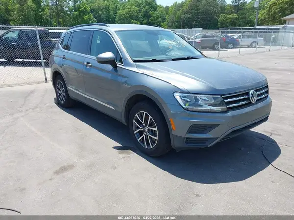 3VV3B7AX1LM099832 2020 VOLKSWAGEN TIGUAN - Image 1