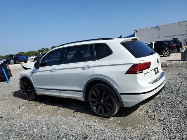 3VV3B7AX1LM117536 2020 VOLKSWAGEN TIGUAN - Image 2