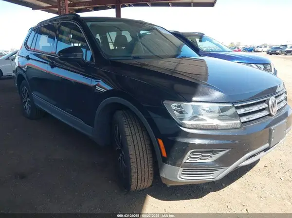 3VV3B7AX1LM126365 2020 VOLKSWAGEN TIGUAN - Image 1
