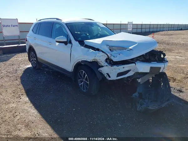 3VV3B7AX1LM128665 2020 VOLKSWAGEN TIGUAN - Image 1