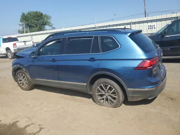 3VV3B7AX1LM129735 2020 VOLKSWAGEN TIGUAN - Image 2