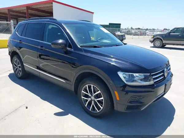3VV3B7AX1LM158247 2020 VOLKSWAGEN TIGUAN - Image 1