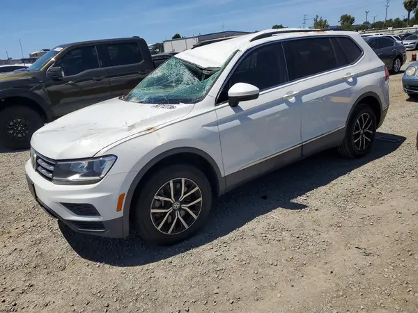 3VV3B7AX1MM009564 2021 VOLKSWAGEN TIGUAN - Image 1