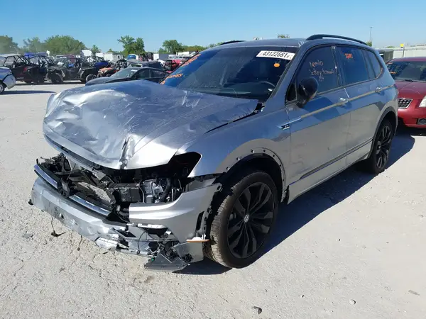 3VV3B7AX1MM017955 2021 VOLKSWAGEN TIGUAN - Image 2