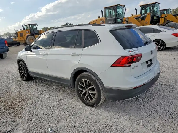 3VV3B7AX1MM042449 2021 VOLKSWAGEN TIGUAN - Image 2