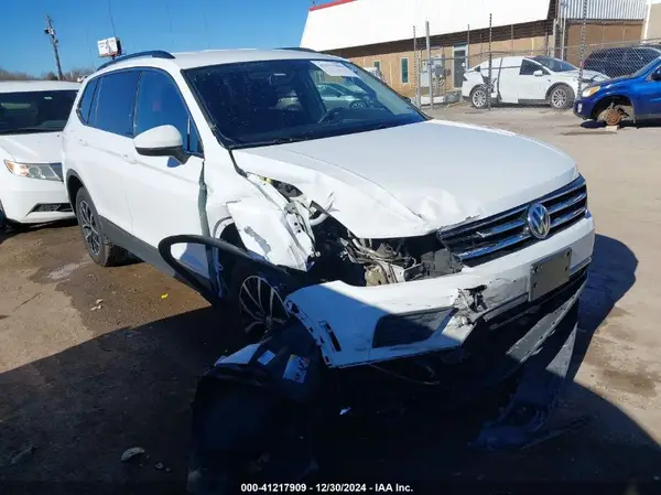 3VV3B7AX1MM113634 2021 VOLKSWAGEN TIGUAN - Image 1