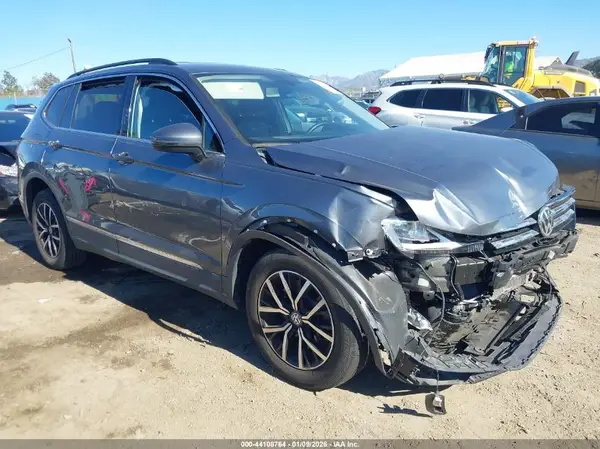 3VV3B7AX1MM119336 2021 VOLKSWAGEN TIGUAN - Image 1