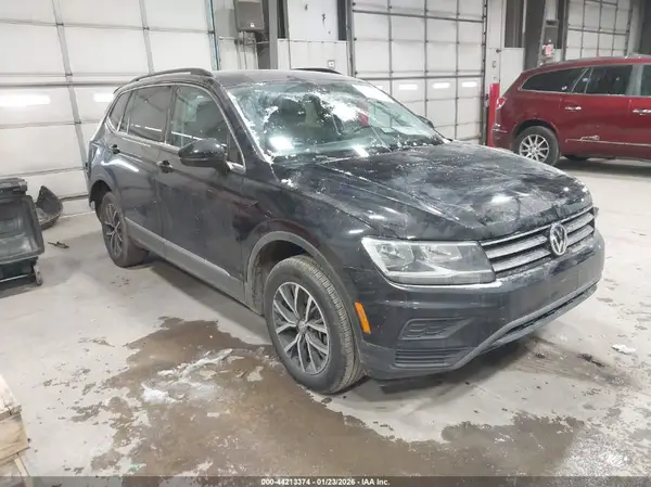 3VV3B7AX1MM122236 2021 VOLKSWAGEN TIGUAN - Image 1
