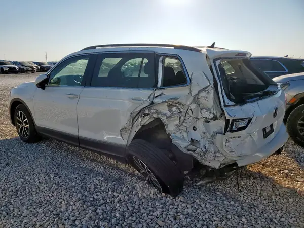 3VV3B7AX1MM124634 2021 VOLKSWAGEN TIGUAN - Image 2