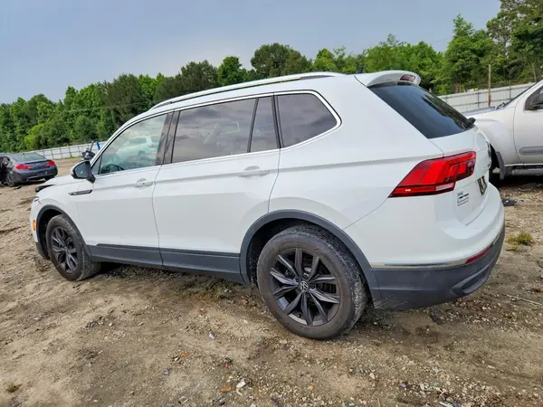 3VV3B7AX1NM014412 2022 VOLKSWAGEN TIGUAN - Image 2