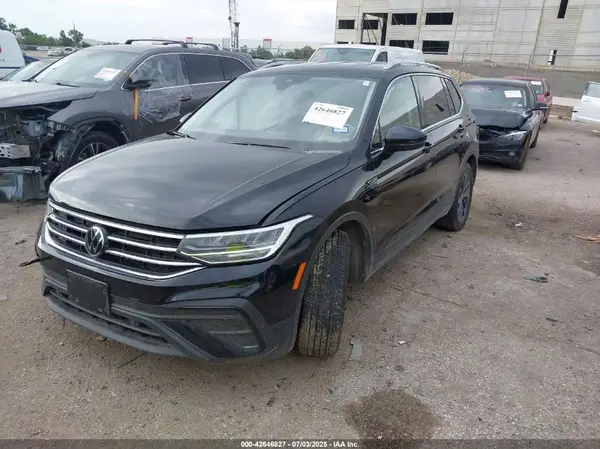 3VV3B7AX1NM034093 2022 VOLKSWAGEN TIGUAN - Image 2