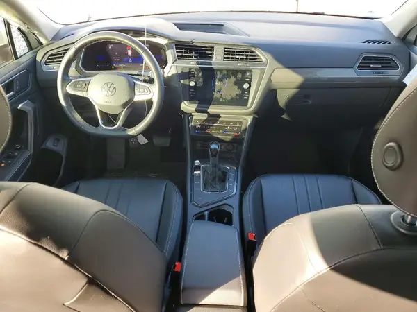 3VV3B7AX1NM074710 2022 VOLKSWAGEN TIGUAN - Image 8