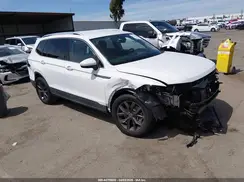 3VV3B7AX1NM075842 2022 VOLKSWAGEN TIGUAN
