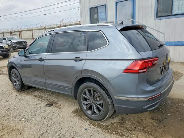 3VV3B7AX1NM100402 2022 VOLKSWAGEN TIGUAN - Image 2
