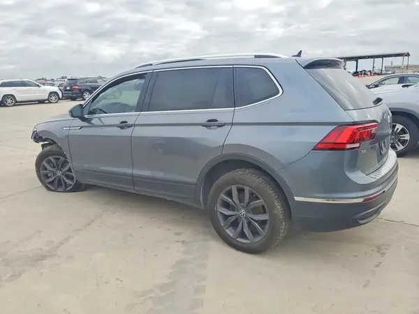 3VV3B7AX1NM138440 2022 VOLKSWAGEN TIGUAN - Image 2
