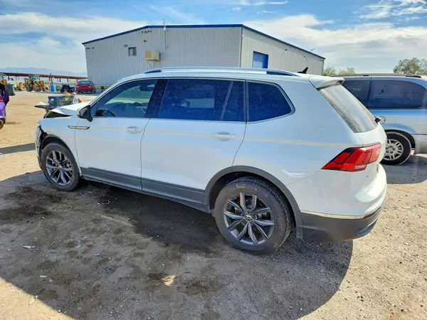 3VV3B7AX1NM147011 2022 VOLKSWAGEN TIGUAN - Image 2