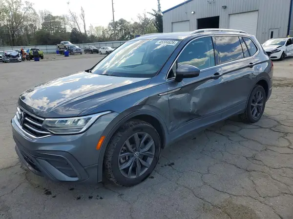 3VV3B7AX1NM152189 2022 VOLKSWAGEN TIGUAN - Image 1