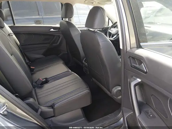 3VV3B7AX1PM013215 2023 VOLKSWAGEN TIGUAN - Image 8