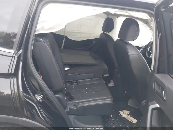 3VV3B7AX1PM058820 2023 VOLKSWAGEN TIGUAN - Image 8
