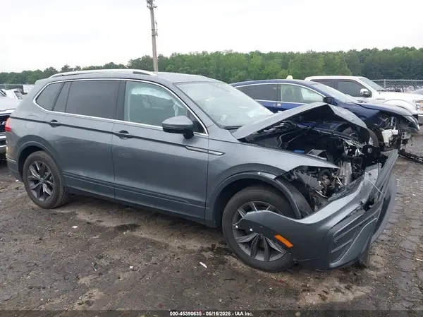3VV3B7AX1PM123679 2023 VOLKSWAGEN TIGUAN - Image 1