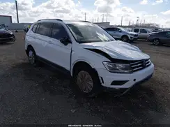 3VV3B7AX2JM011917 2018 VOLKSWAGEN TIGUAN